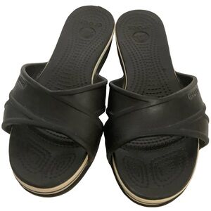 Crocs Madeira Wedge, Black Slip-On Sandal with a Contoured Comfort Footbed Sz W9